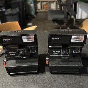 Polaroid One Step Flash Cameras - Classic Black
